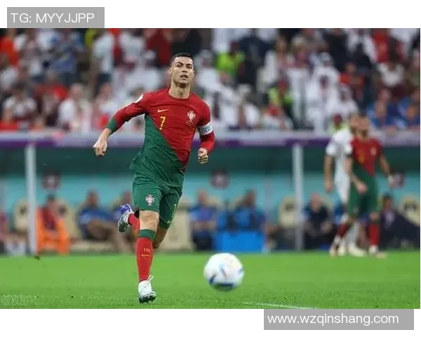 打造足球传奇时刻，解析球星成长历程与精彩瞬间